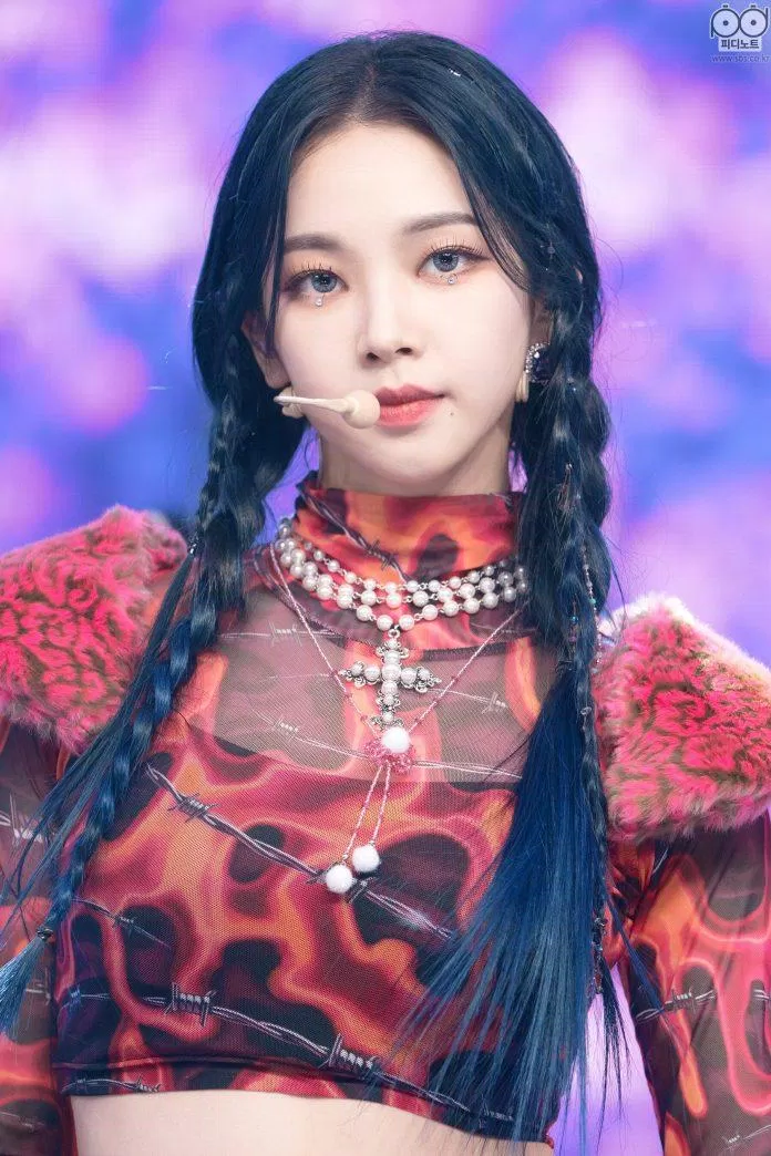 Karina (aespa) thần tượng K-Pop xuất hiện trên Quảng cáo trước khi ra mắt. (Nguồn: Internet)
