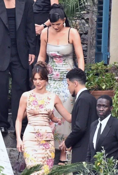 Kendall & Devin-in-Kourtney kardashian-wedding (nguồn ảnh: Internet)