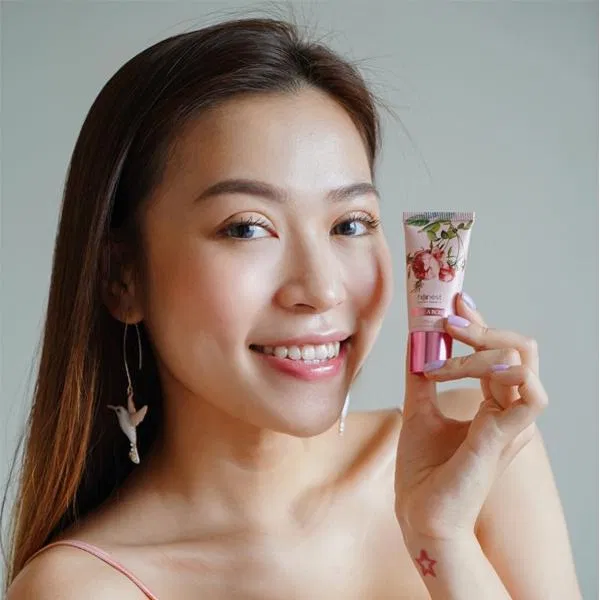 Kem dưỡng má hồng Honest Beauty được nhiều người tin dùng (Nguồn: Internet)