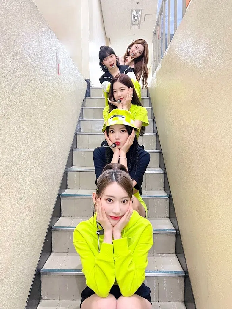 LE SSERAFIM (Ảnh: Internet)