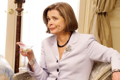 Lucille Bluth (Nguồn: Internet) Lucille Bluth (Nguồn: Internet)
