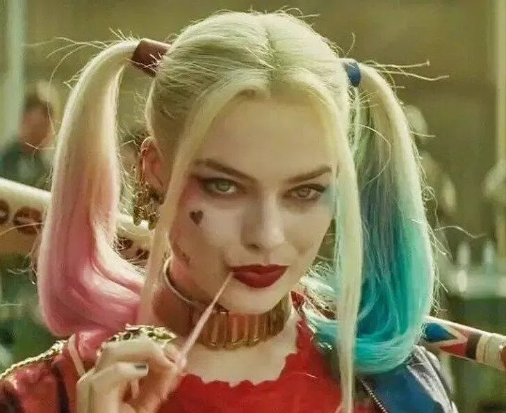 Cô nàng nóng bỏng và si tình Harley Quinn (Ảnh: Internet)