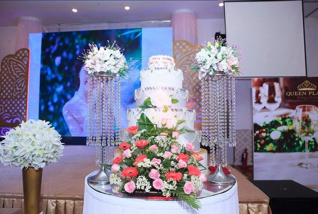 Sân khấu của tiệc cưới. (Ảnh: Internet)