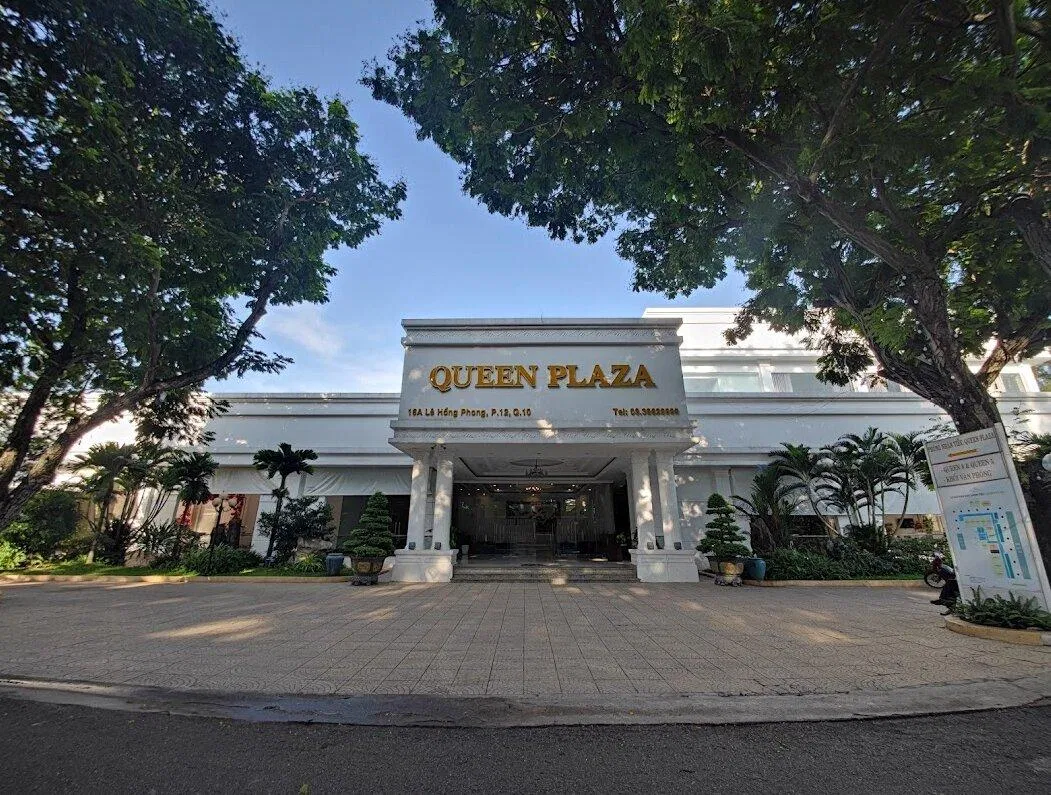 Không gian bên ngoài của trung tâm tiệc cưới. (Ảnh: Internet)