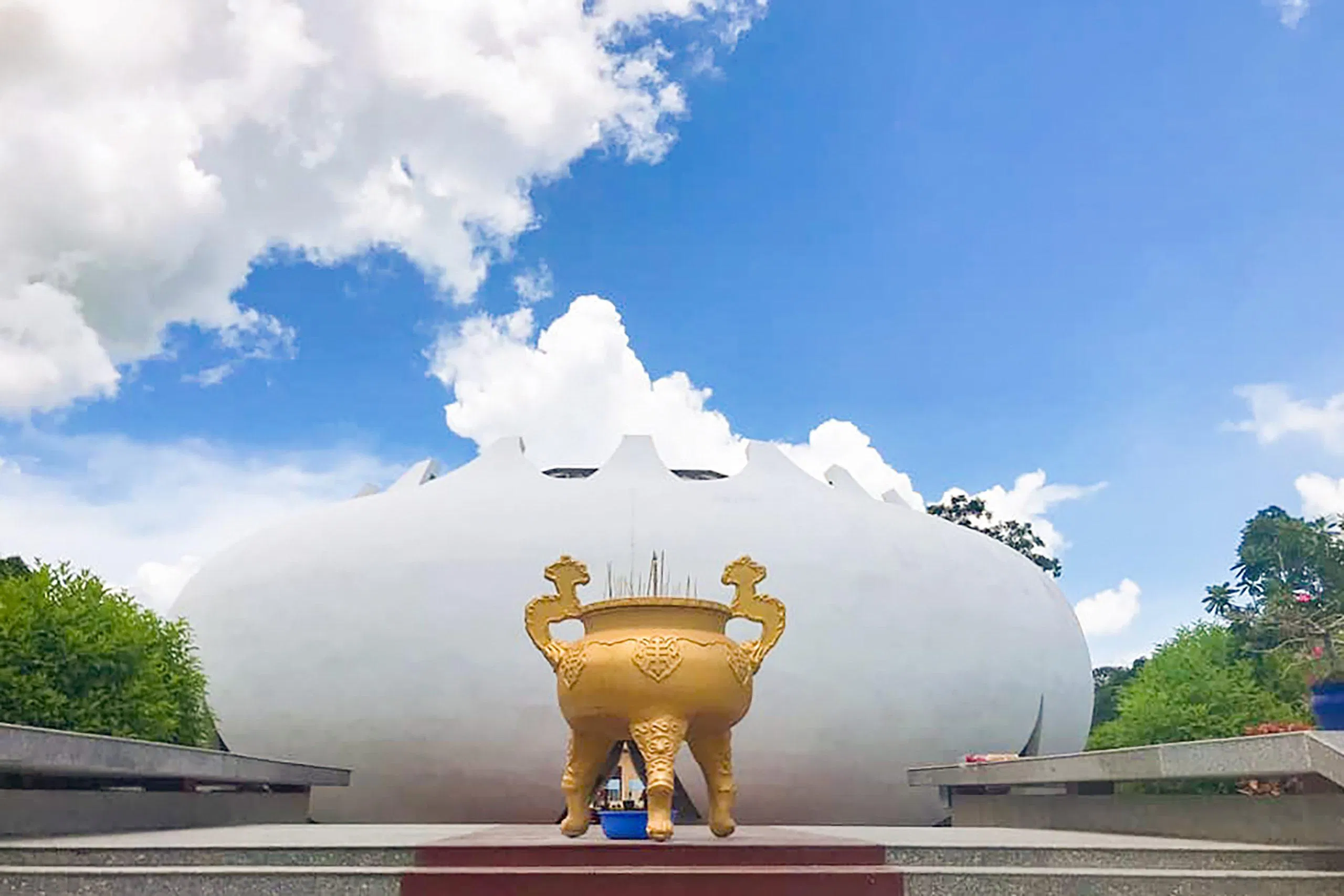 Nhà mồ Ba Chúc (nguồn: BlogAnChoi)