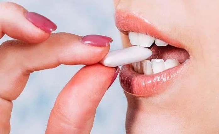 Đương nhiên là bạn không nên nhai quá nhiều kẹo cao su đâu nhé (Ảnh: Internet) Đương nhiên là bạn không nên nhai quá nhiều kẹo cao su đâu nhé (Ảnh: Internet)