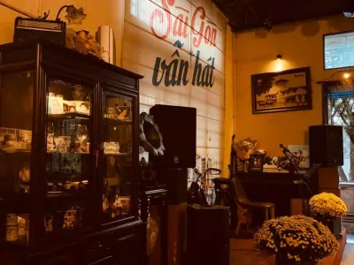 Cafe người Sài Gòn. (Ảnh: Internet)