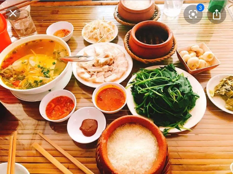 Top 10 quán nhậu ngon, sạch, đẹp ở Đà Lạt: Địa điểm lý tưởng để chill Barn House BBQ Beer Đà Lạt Fungi Chingu Chợ Đêm gia đình Khap Bun Kha lẩu bò Lẩu gà lá é Tao Ngộ nhà hàng Nhà hàng The May Quán 33 ốc nhồi thịt quán ăn Quán ăn gia đình bia lạnh Tuyền Quán ăn Hải mập Quán Gió quán nhậu quán nhậu đà lạt Quán Xưa Lẩu bò Atiso thông tin Top 10