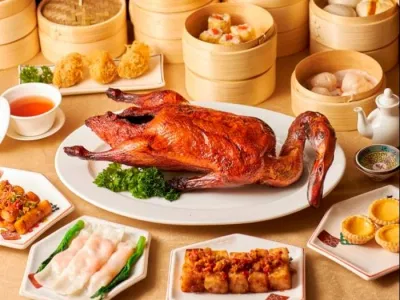 Thịt vịt của Nhà hàng Ngân Đình nổi tiếng với lớp da giòn và hương vị tan trong miệng (Nguồn: Internet)