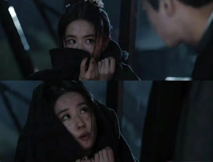 Liu Yifei is not afraid to sacrifice her image, acting quite naturally and cutely.  (Photo: Internet)