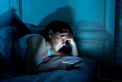 Bạn có hay dùng các thiết bị công nghệ và thấy khó ngủ? (Nguồn: Internet) Bạn có hay dùng các thiết bị công nghệ và thấy khó ngủ? (Nguồn: Internet)