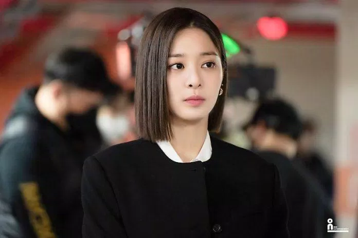 Seo In Ah chinh phục kiểu tóc ngắn khó nhằn trong "Business proposal" (Ảnh: Internet)