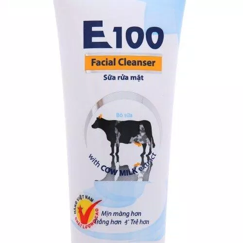Sữa rửa mặt sữa bò E100. (Ảnh: Intertnet)