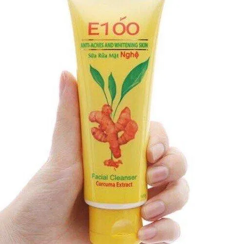 Sữa rửa mặt nghệ E100. (Ảnh: Interet)