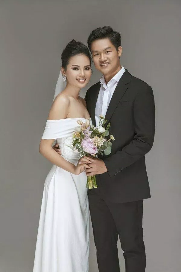 Tiêu Linh đã chính thức rời xa Showbiz để vun vén hạnh phúc