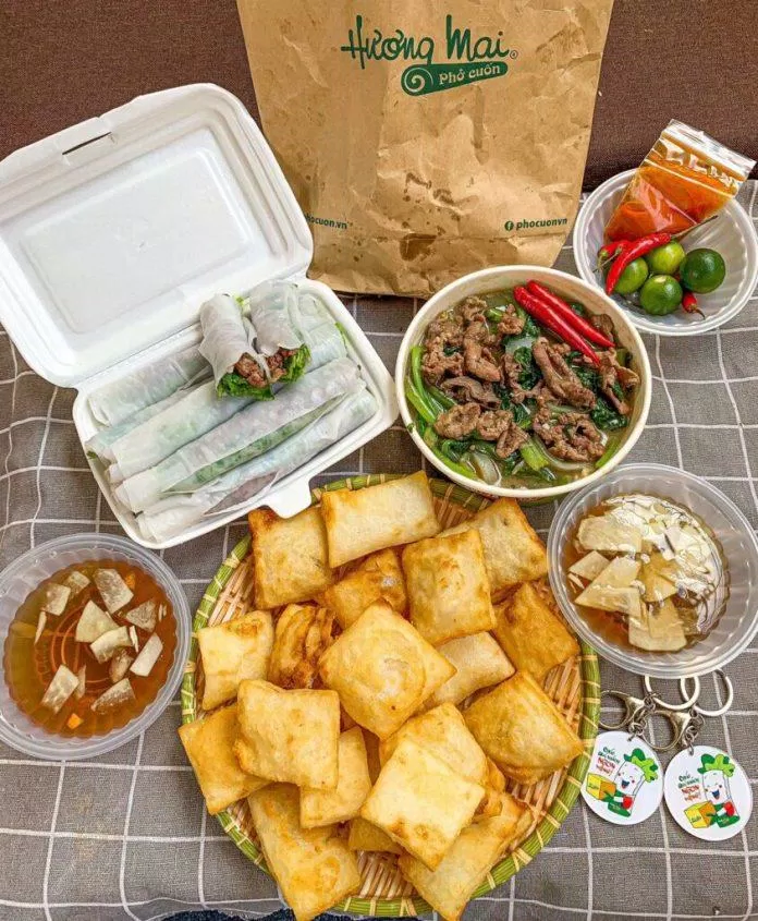 Nhiều món ăn đặc biệt tại Phở Cuốn Hương Mai (nguồn: internet)