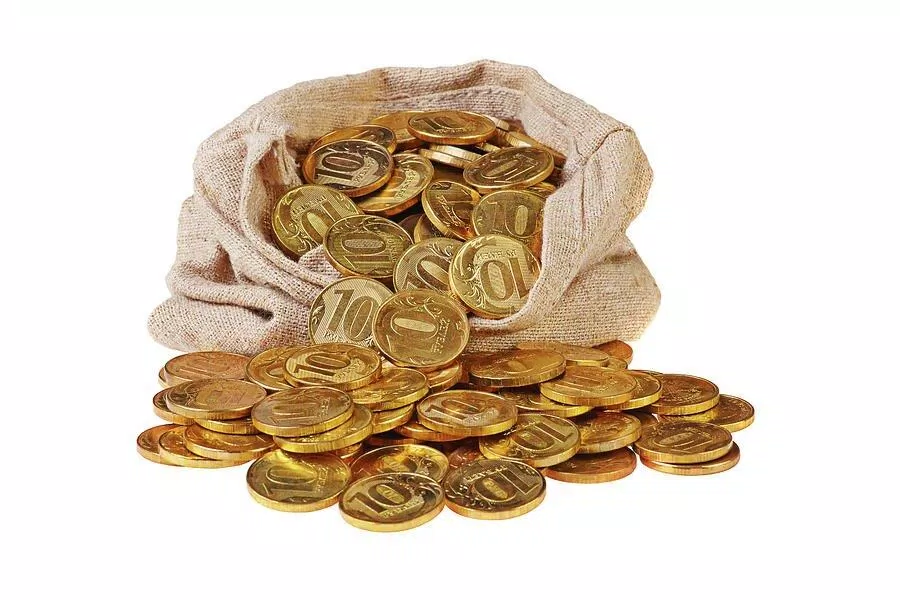 Vàng giả nhìn giống như vàng thật nhưng trọng lượng khác nhau (Ảnh minh họa: Internet) Vàng giả nhìn giống như vàng thật nhưng trọng lượng khác nhau (Ảnh minh họa: Internet)