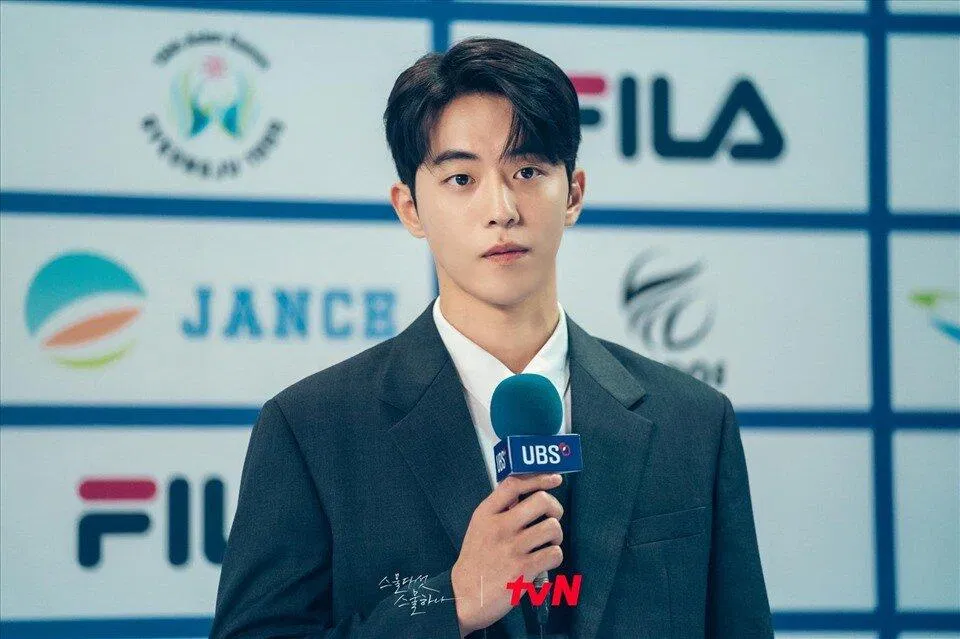 Vai diễn trong "Tuổi hai lăm, tuổi hai mốt" của Nam Joo Hyuk được ví như Beak Yi Jin bước ra từ trong sách (Nguồn: Internet).