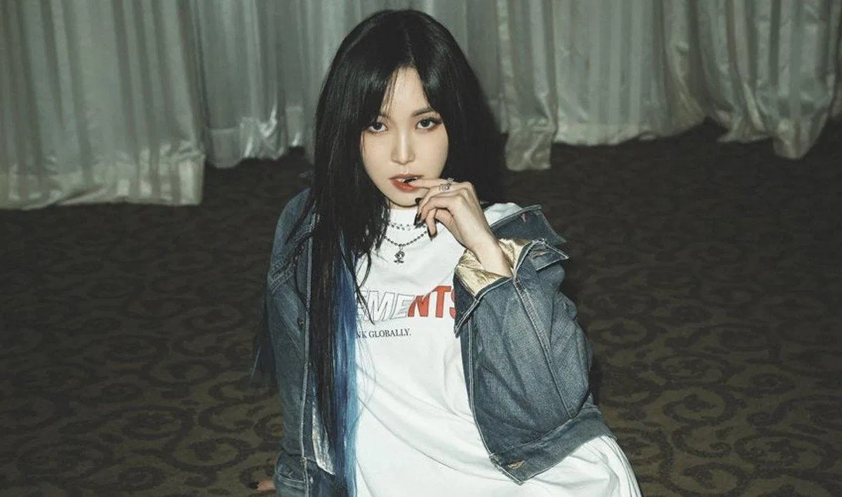 Cô nàng Yuju chuyên trị những nốt cao "đi vào lòng người" (Ảnh: Internet) Cô nàng Yuju chuyên trị những nốt cao "đi vào lòng người" (Ảnh: Internet)