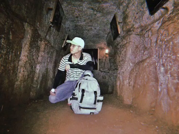 Bên trong hầm địa đạo (Ảnh: Việt Đăng Di). Bên trong hầm địa đạo (Ảnh: Việt Đăng Di).