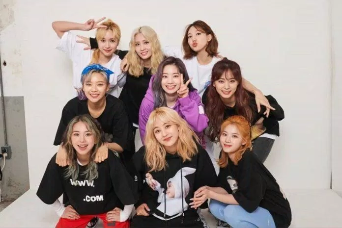 9 thành viên Twice (nguồn: internet) 9 thành viên Twice (nguồn: internet)