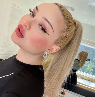 Kim Petras (Ảnh: internet)