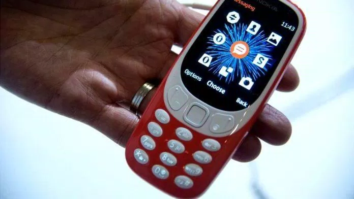 Điện thoại dumbphone vẫn được coi là pin trâu hơn nhiều so với smartphone (Ảnh: Internet). Điện thoại dumbphone vẫn được coi là pin trâu hơn nhiều so với smartphone (Ảnh: Internet).