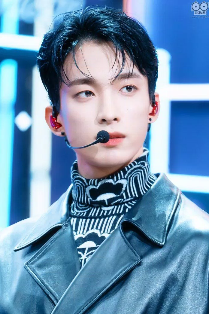 "Virus hạnh phúc" của SEVENTEEN (Ảnh: Internet) "Virus hạnh phúc" của SEVENTEEN (Ảnh: Internet)
