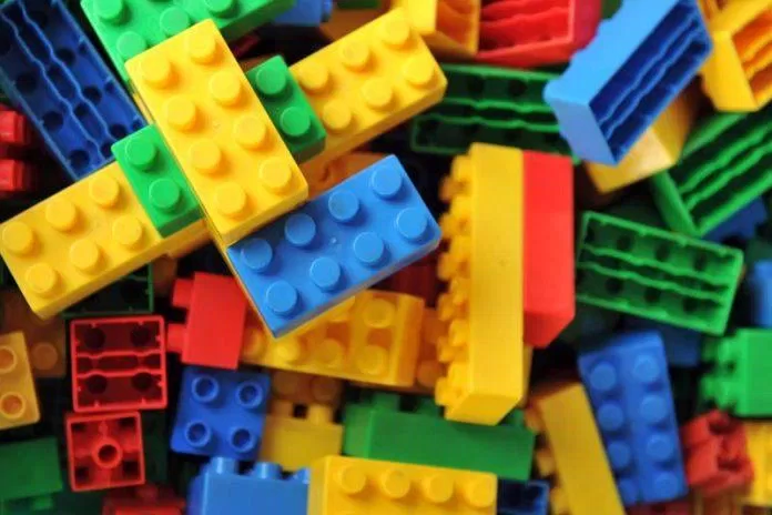 Đồ chơi LEGO được cả trẻ em và người lớn yêu thích (Nguồn: Internet)