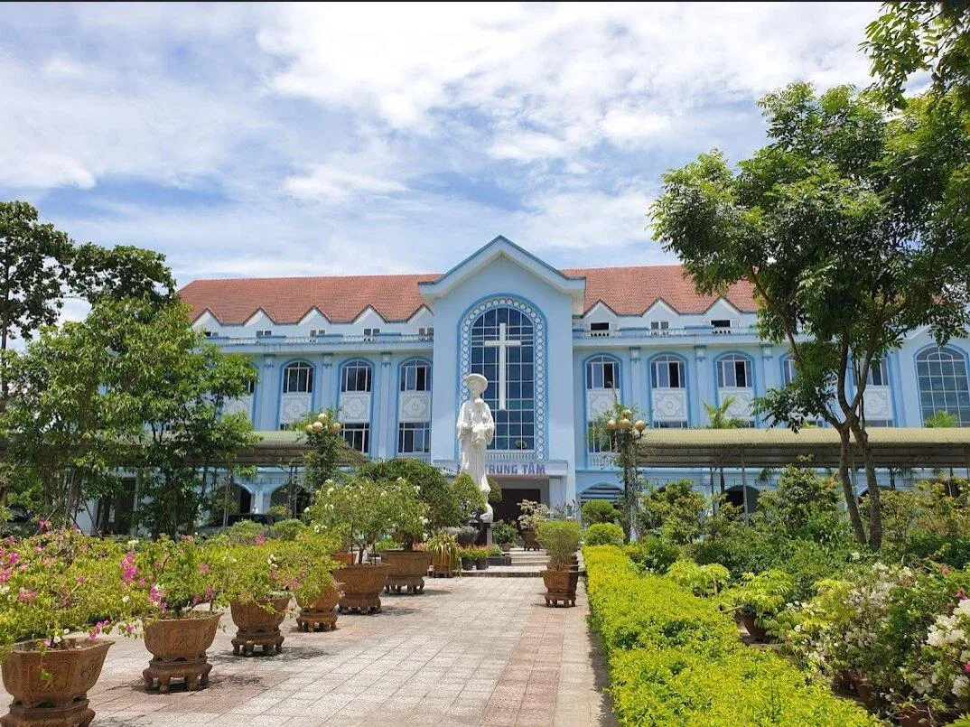 Nhà thờ trong thánh địa. (Ảnh: Internet)