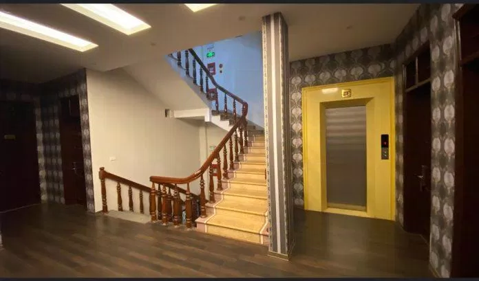 Khu vực hành lang và thang máy của khách sạn. (Ảnh: Internet)