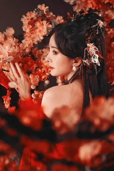 Tiểu hồ ly Dương Mịch đẹp ma mị. (Ảnh: Internet) Tiểu hồ ly Dương Mịch đẹp ma mị. (Ảnh: Internet)
