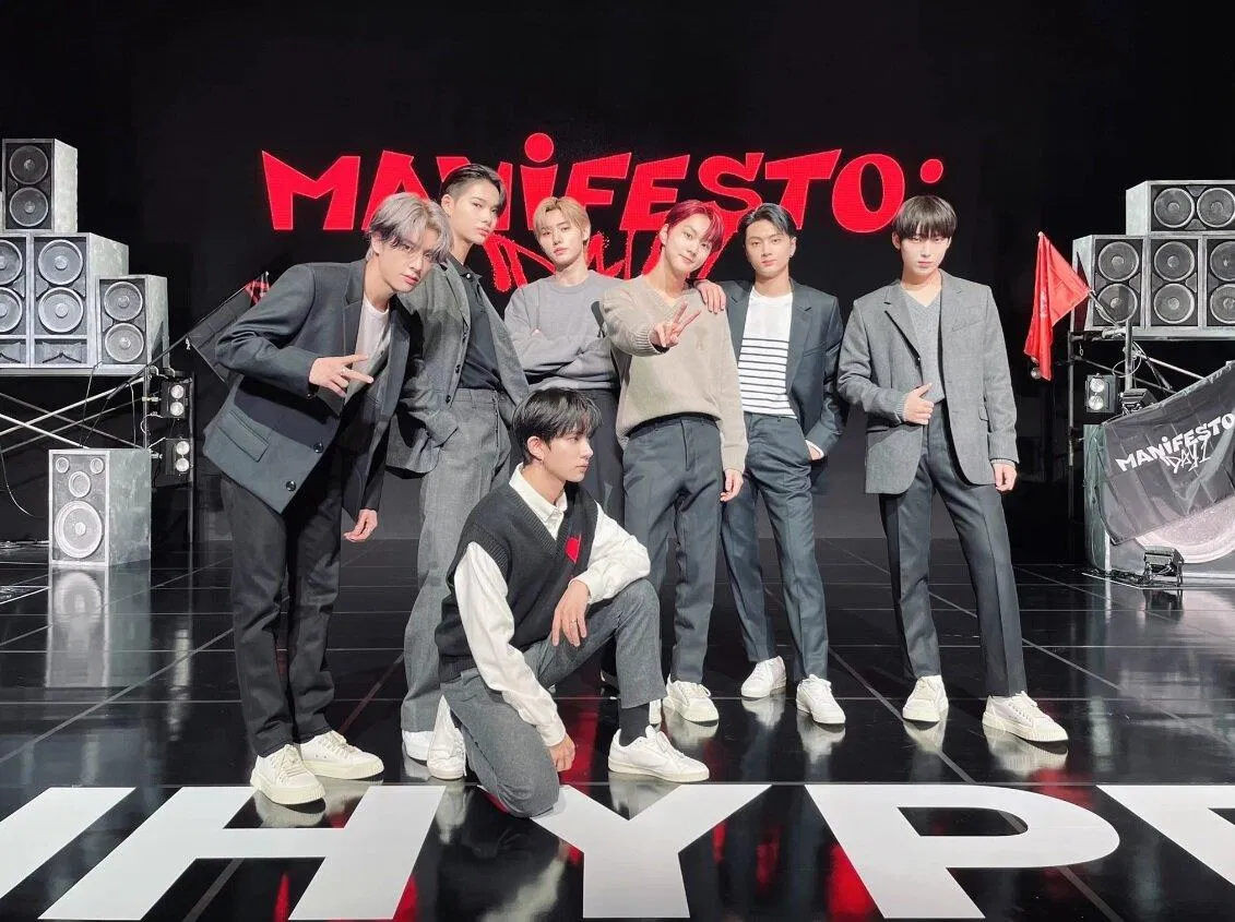 ENHYPEN sẽ bắt đầu world tour đầu tiên kể từ khi debut vào tháng 9 BELIFT LAB ENHYPEN ENHYPEN world tour idol KPOP KPOP nhóm nhạc KPOP world tour world tour đầu tiên của ENHYPEN
