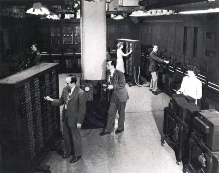 Một số thành viên của dự án PX (dự án chế tạo ENIAC) năm 1946 (Nguồn: Internet)