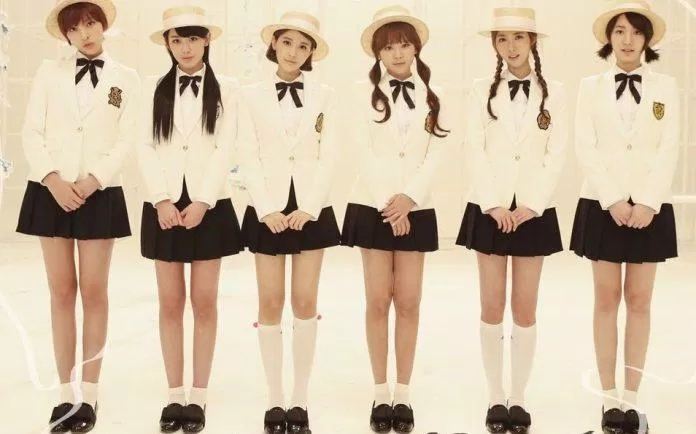 Tháng 12 năm 2010, Co-Ed School đã tách thành các nhóm nhỏ. Các thành viên nữ gồm cả Seo Eun kyo đã tách thành nhóm 5dolls. (Ảnh: Internet)