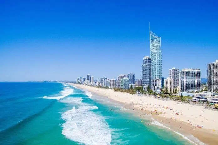 Bãi biển ở Gold Coast (Nguồn: Internet)