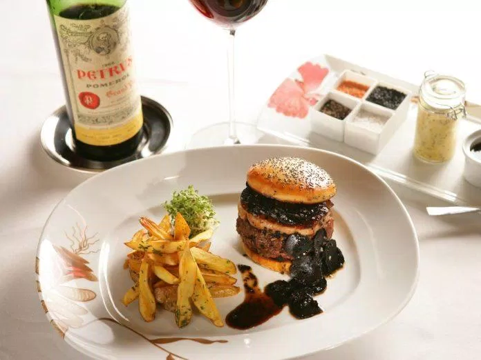 Fleurburger - loại hamburger đắt nhất thế giới (Nguồn: Internet) Fleurburger - loại hamburger đắt nhất thế giới (Nguồn: Internet)