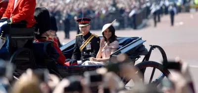 Hoàng tử Harry và Meghan Markle