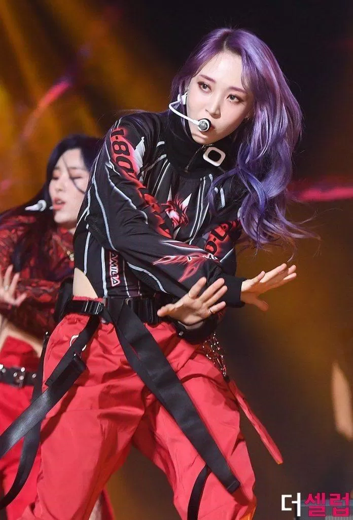 Moonbyul nổi tiếng với khả năng học vũ đạo nhanh không kém các main dancer hàng đầu