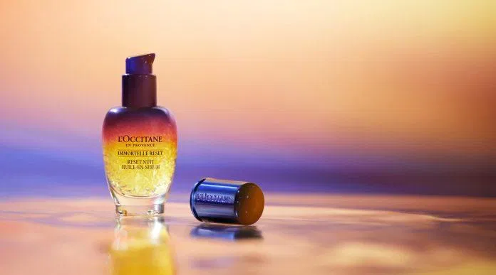 Review tinh chất LOccitane Immortelle Reset Serum: Phép màu cho việc tái tạo và trẻ hóa làn da Acmella Oleracea Extract Chiết xuất cây kinh giới chống oxy hóa chống viêm dưỡng ẩm Immortelle Essential Oil kháng khuẩn làm mềm da Marjoram Extract mỹ phẩm ngăn ngừa lão hóa phục hồi da Tinh chất cúc áo hoa vàng tinh chất L Occitane Immortelle Reset Serum Tinh dầu hoa cúc trường sinh