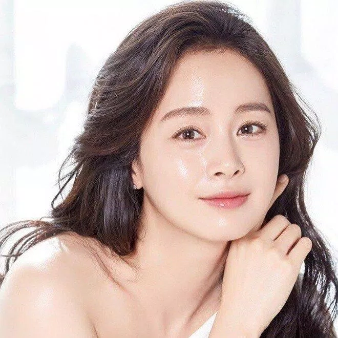 Kim Tae Hee (Ảnh: Internet)
