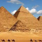 Kim tự tháp Ai Cập - kì quan thiên nhiên thế giới (Nguồn: Internet)