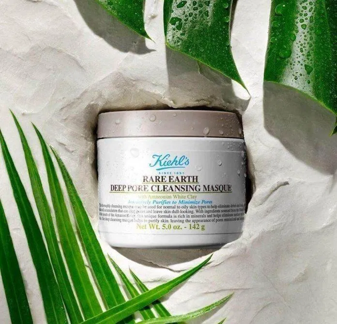 TOP 10 mặt nạ cho da dầu mụn: giúp kiềm dầu và làm sạch da hiệu quả Allantoin Aloe Barbadensis Leaf Juice Camellia Sinensis Leaf Extract Capryloyl Salicylic Acid Centella Asiatica Extract Citric Acid Da dầu mụn là làn da như thế nào glycerin Lactic Acid mặt nạ cho da dầu mụn Mặt nạ đất sét Innisfree Super Volcanic Pore Clay Mask Mặt nạ đất sét Some By Mi Super Matcha Pore Clean Clay Mask Mặt nạ giấy Innisfree My Real Squeeze Mask Ex Tea Tree Mặt nạ giấy MediHeal Tea Tree Mặt nạ giấy Missha Tea Tree Airy Fit Sheet Mask Mặt nạ giấy Naruko Tea Tree Shine Control Blemish Clear Mask Mặt nạ giấy Rohto Melano CC Intensive Measures Mask Nguyên nhân dẫn đến tình trạng da dầu mụn Salicylic Acid Sodium Hyaluronate Tại sao da dầu mụn cần phải đắp mặt nạ Tea Tree Leaf Oil TOP 10 mặt nạ dành cho da dầu mụn mà bạn không thể bỏ qua Tranexamic Acid vitamin B5 vitamin C vitamin E