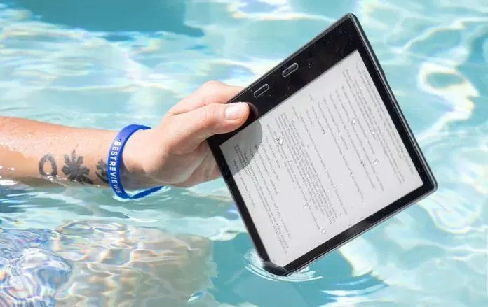 Kindle có khả năng chống thấm nước tốt (Ảnh: Internet).