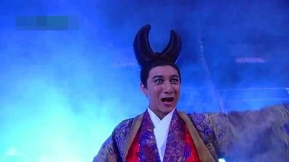 Ngô Kỳ Long (Vi sư sắc sảo)