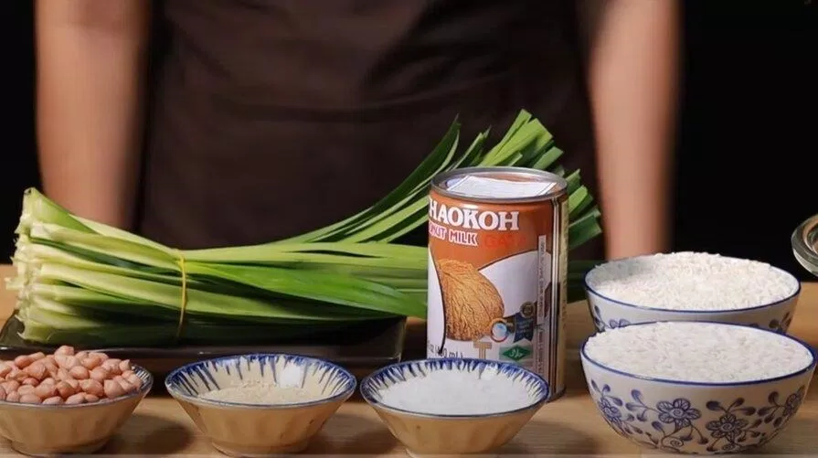 Nguyên liệu làm xôi lá dứa. (Ảnh: Internet)