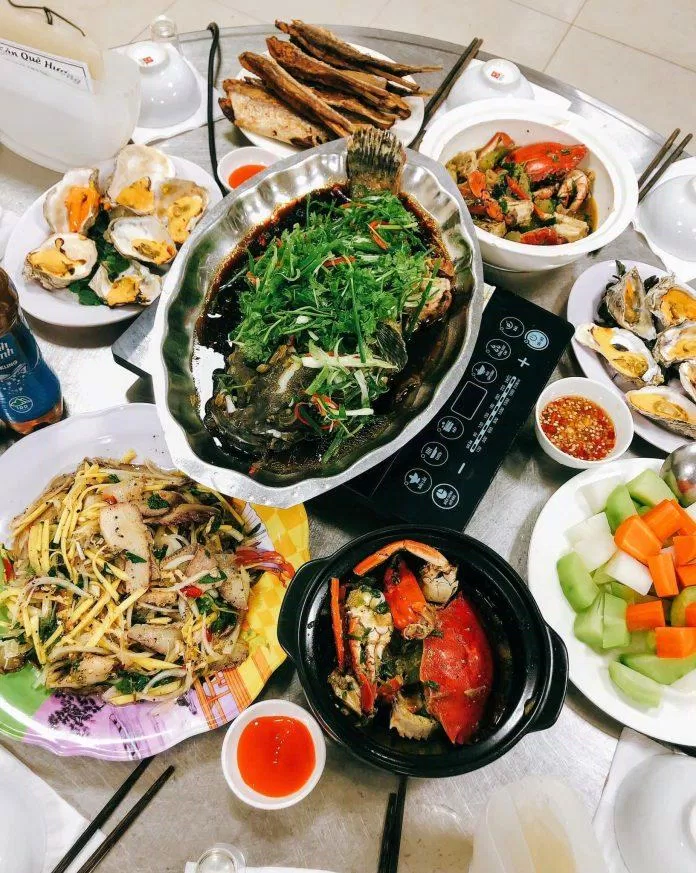 Các món ăn tại Nhà hàng Biển Rạng (Ảnh Internet)
