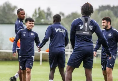 Quang Hải cùng những người đồng đội của mình. (Nguồn: Internet) Quang Hải cùng những người đồng đội của mình. (Nguồn: Internet)