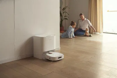 Robot hoạt động an toàn với những gia đình có trẻ nhỏ hoặc vật nuôi (Ảnh: Dreame) Robot hoạt động an toàn với những gia đình có trẻ nhỏ hoặc vật nuôi (Ảnh: Dreame)