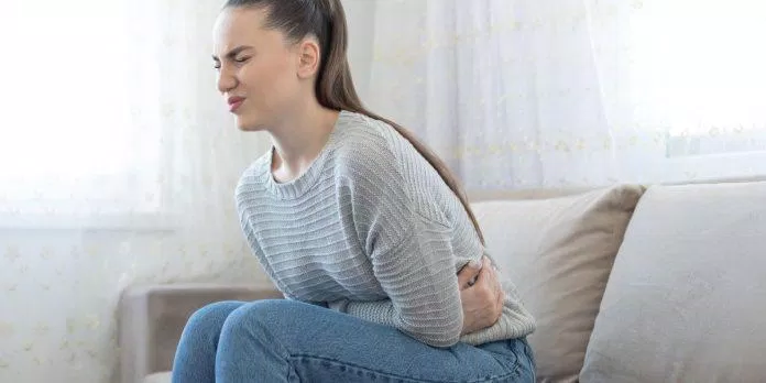 Ăn nhiều dưa hấu khiến bạn bị khó tiêu (Nguồn: Internet) Ăn nhiều dưa hấu khiến bạn bị khó tiêu (Nguồn: Internet)